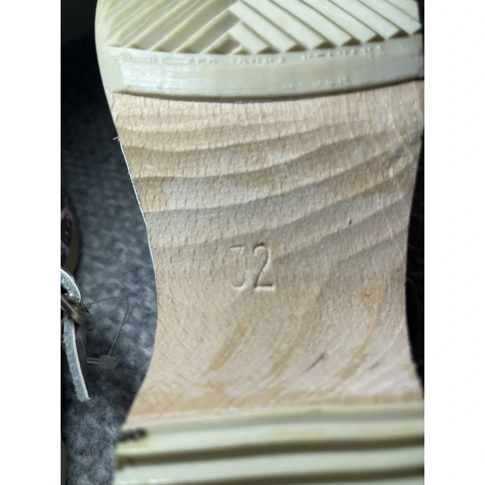 Cape Clogs cape clogs